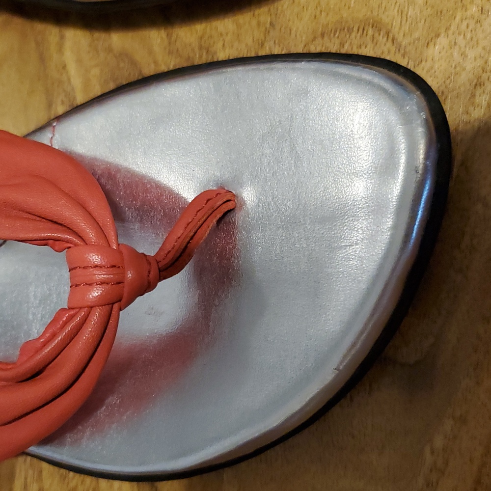 b.o.c. Born Concept Women's Coral And Silver Thong Sandals Flip Flops Size 7 - Picture 14 of 14
